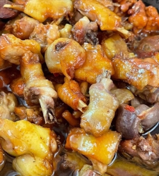 Gà Kho Gừng (700GR) 220