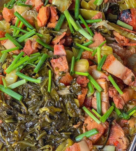 Heo Quay Kho Dưa Cải (600GR) 245