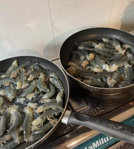 Thịt Ba Rọi Kho Tiêu (700GR) 200