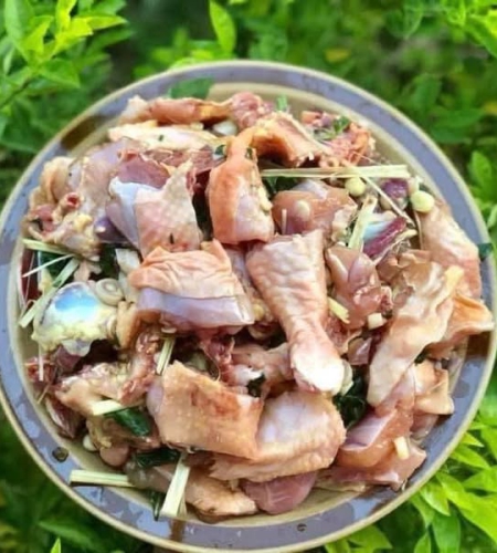 Gà Kho Sả (700GR) 220