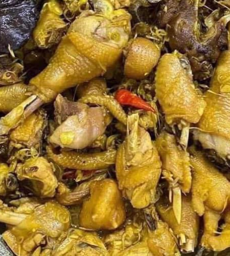 Gà Kho Sả (700GR) 220