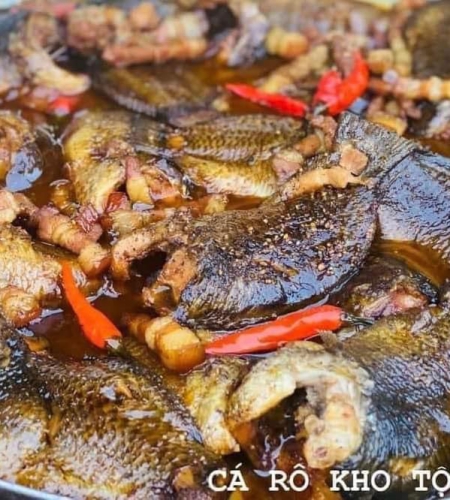 Cá Rô Kho Tộ (900GR) 220